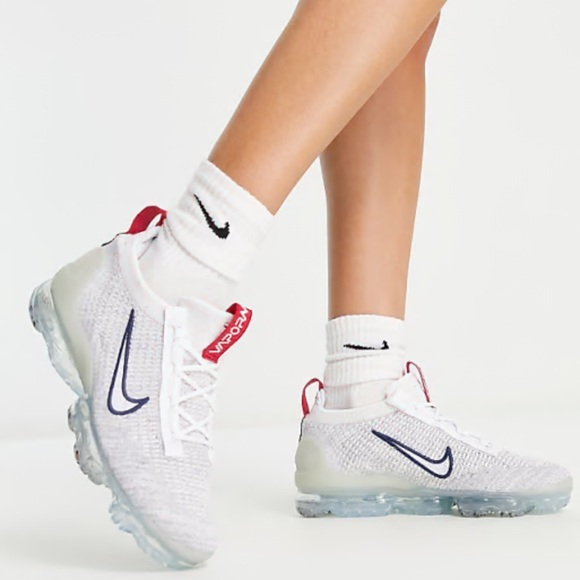 Nike Shoes - Nike Air VaporMax sneakers